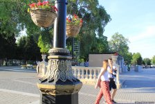 Бакинский бульвар в цветах – наслаждайтесь красотой! (ФОТО)