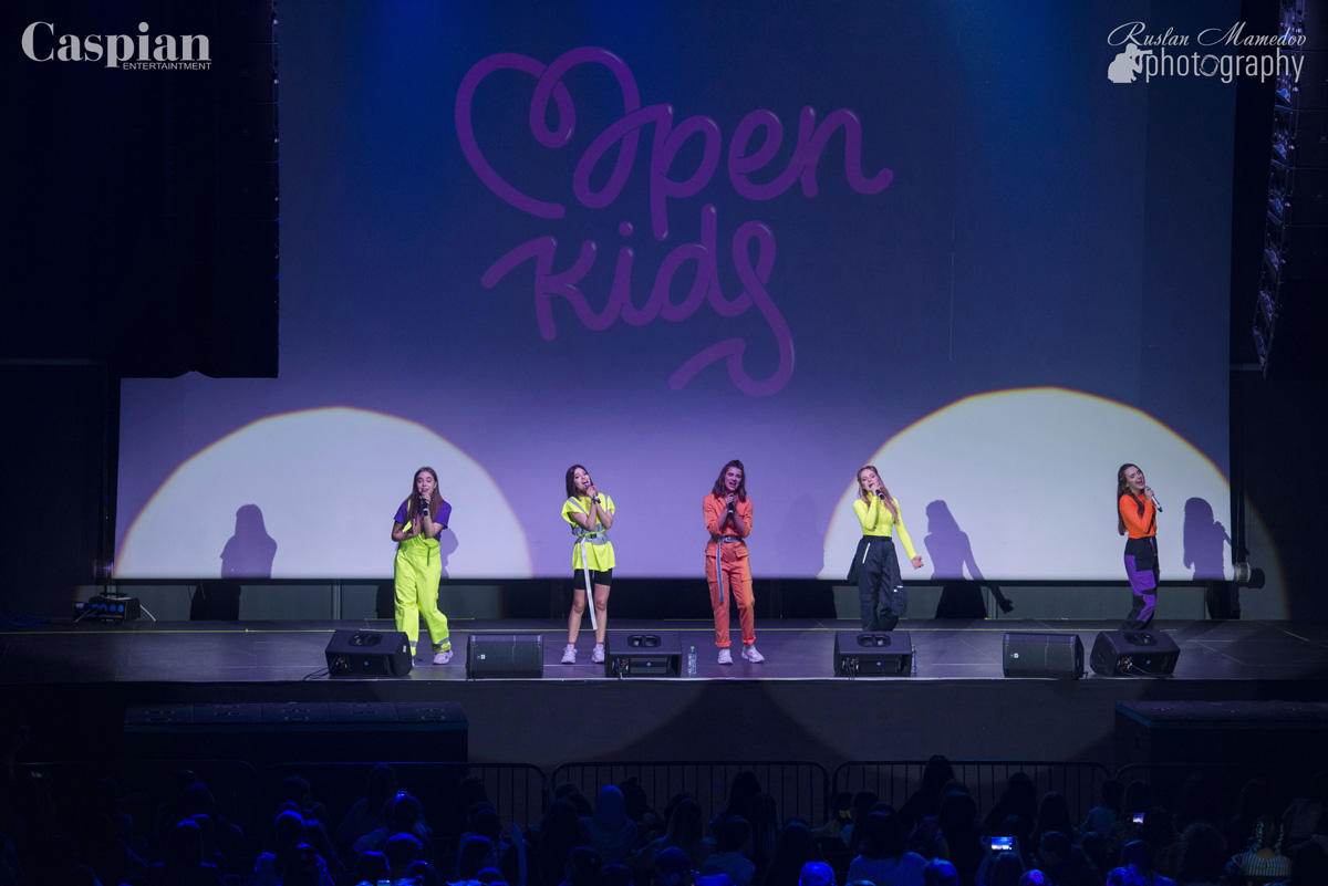 Волшебное шоу Open Kids  в Баку (ФОТО)