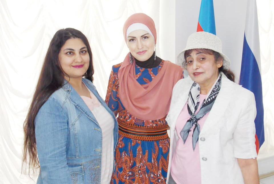 Призрак пустыни Сахары в Баку, или Гарем жестокого шейха (ФОТО)