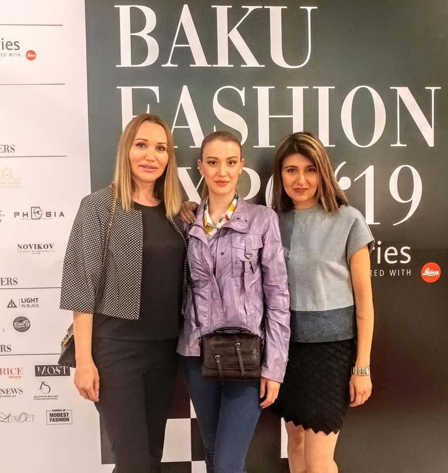 Baku Fashion Expo 2019 – от коллекции Versace до скетча в режиме виртуальной реальности (ВИДЕО, ФОТО)