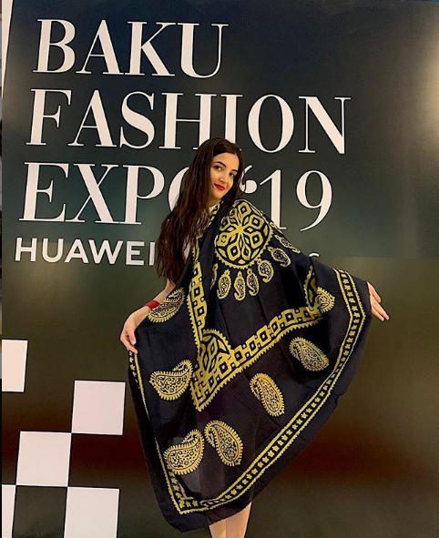 Baku Fashion Expo 2019 – от коллекции Versace до скетча в режиме виртуальной реальности (ВИДЕО, ФОТО)