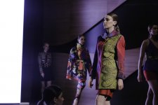 Baku Fashion Expo 2019 – от коллекции Versace до скетча в режиме виртуальной реальности (ВИДЕО, ФОТО)