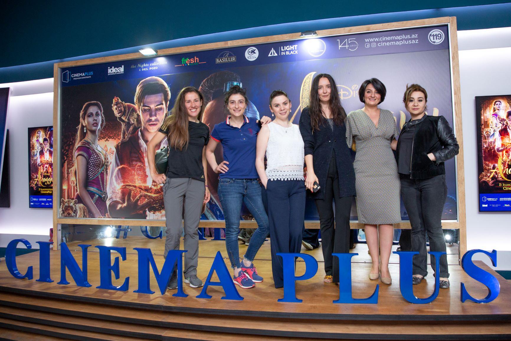 Уилл Смит как джинн исполнил желания азербайджанцев (ВИДЕО, ФОТО)