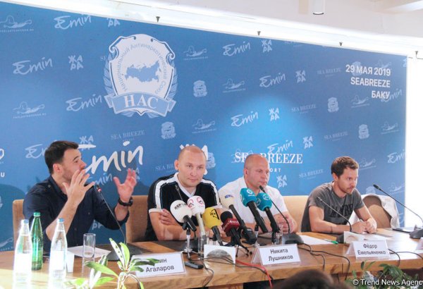 Эмин Агаларов, Федор Емельяненко и Павел Деревянко в Баку: Борьба с наркоманией! (ФОТО)