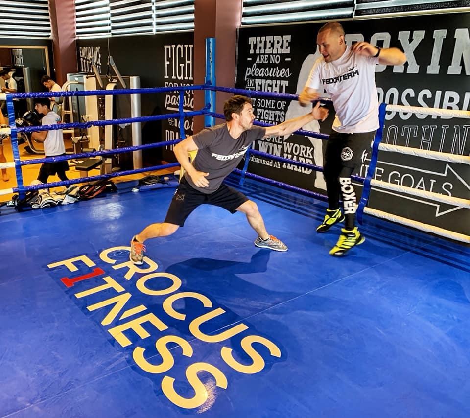 Федор Емельяненко показал свои секреты азербайджанским бойцам (ФОТО)