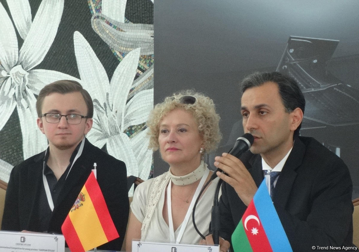 В Баку стартовал конкурс CASPİAN ÉTUDE – лучших выберет международное жюри (ФОТО)