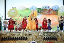 Азербайджанские дети-паралимпийцы в сказках народов мира (ФОТО)