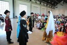 Азербайджанские дети-паралимпийцы в сказках народов мира (ФОТО)