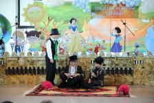 Азербайджанские дети-паралимпийцы в сказках народов мира (ФОТО)