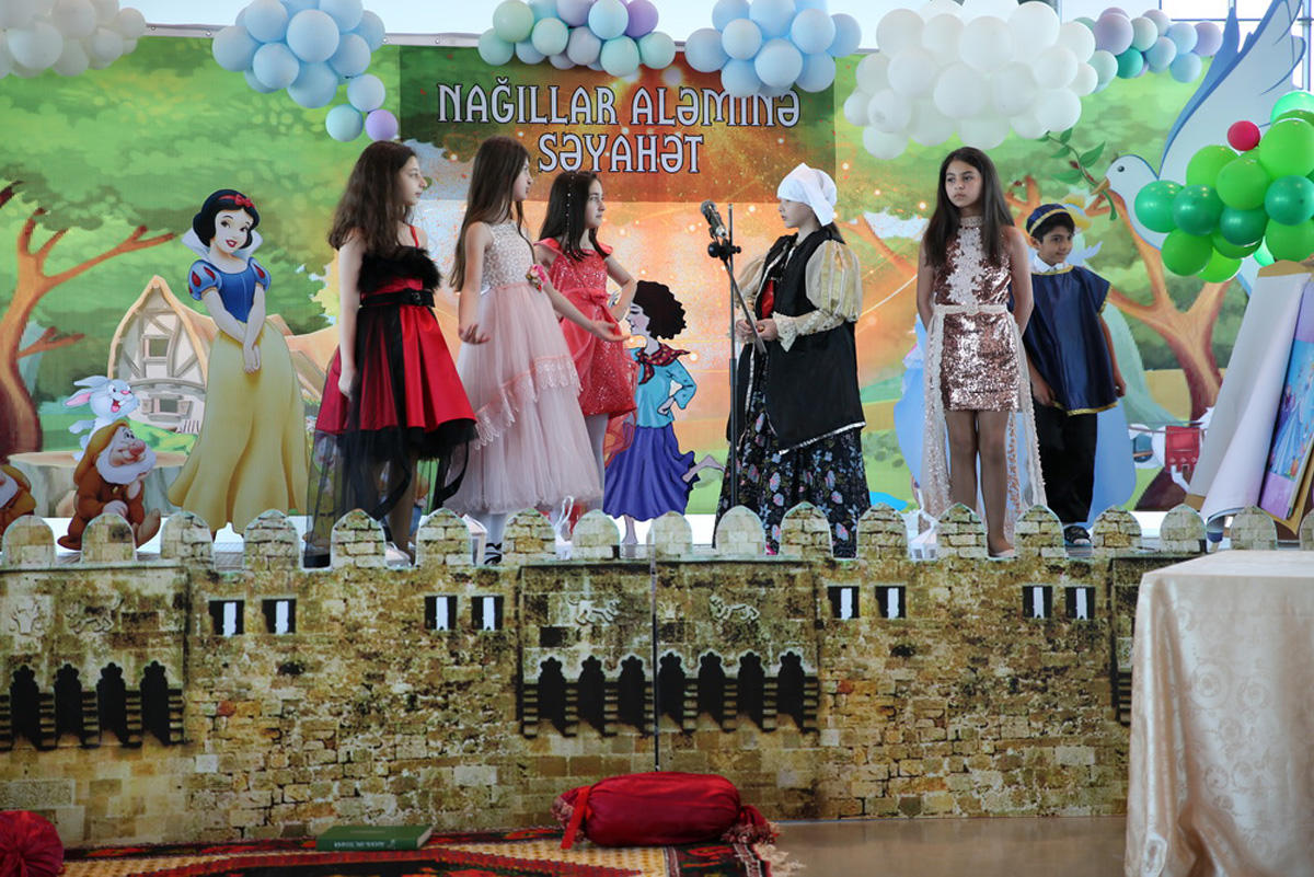 Азербайджанские дети-паралимпийцы в сказках народов мира (ФОТО)