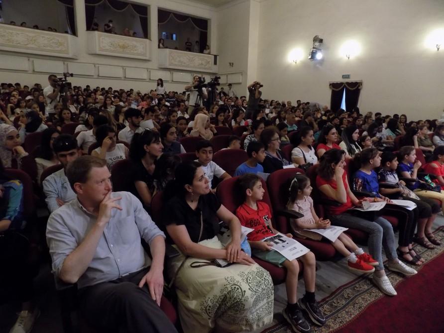 Театральный праздник в Лянкяране (ФОТО)