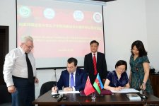 В Баку открылся Центр китайского языка и культуры (ФОТО)