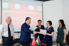 В Баку открылся Центр китайского языка и культуры (ФОТО)