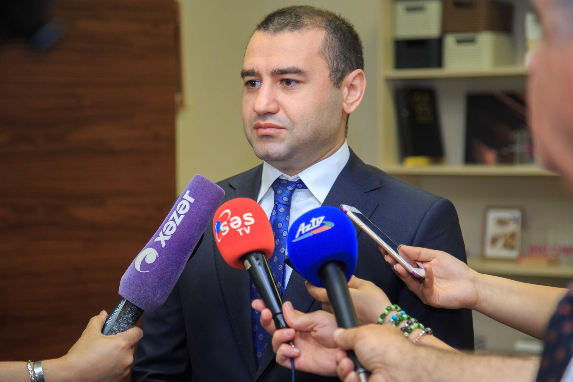 Объявлен 12-й грантовый конкурс Фонда молодёжи Азербайджана (ФОТО)