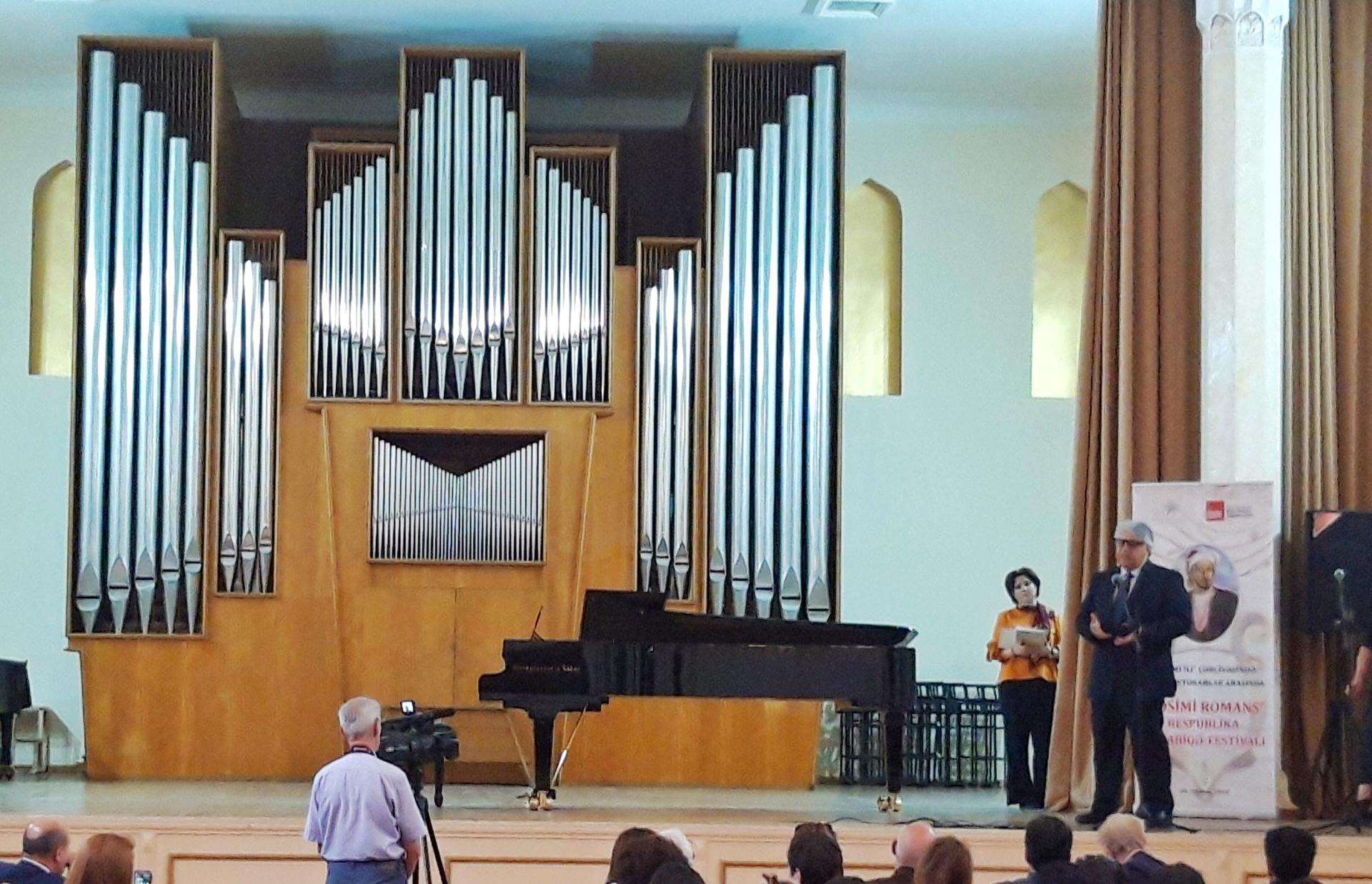 Победителям конкурса "Насими-романсы" вручены денежные награды (ФОТО)