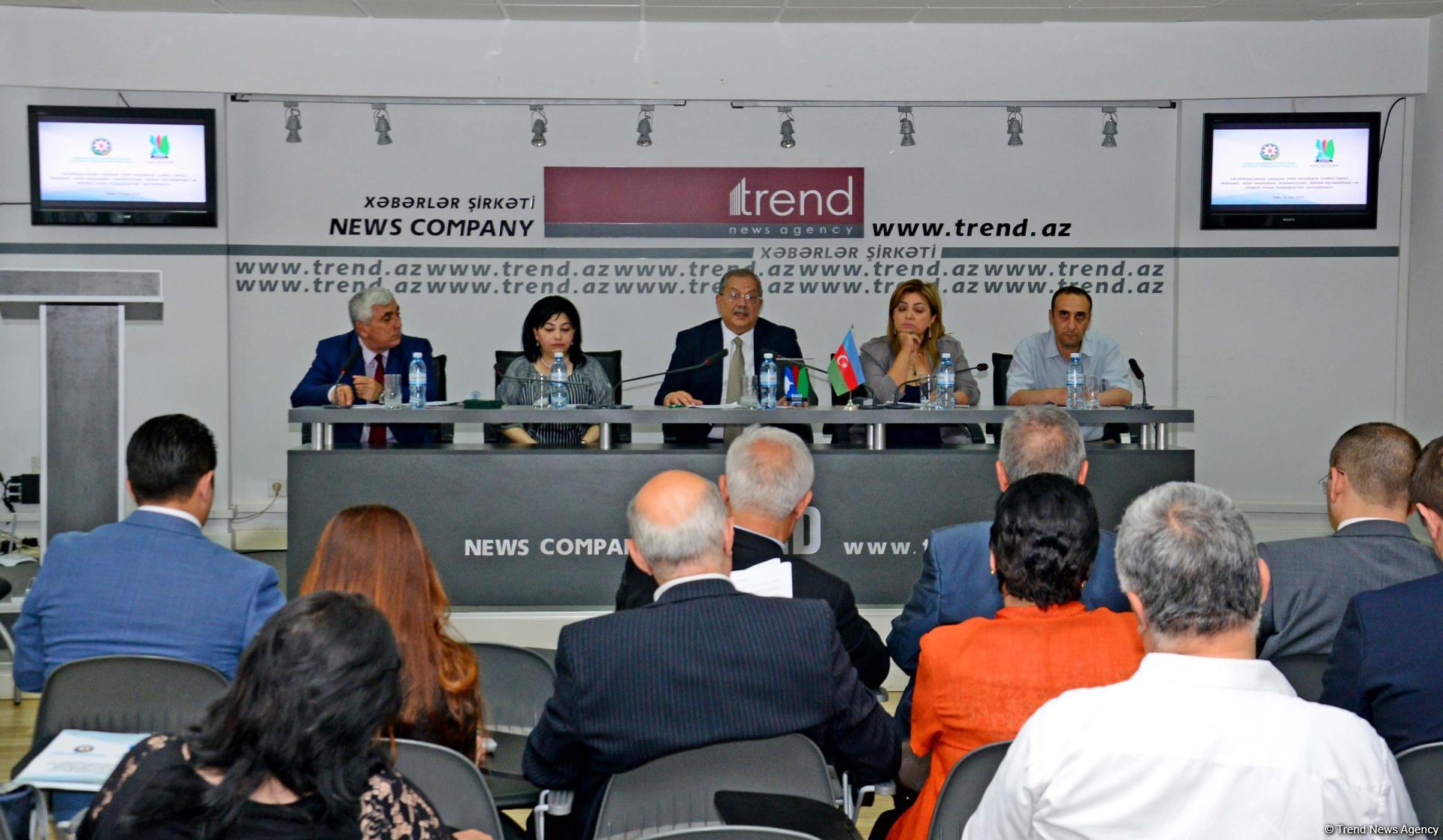 В Баку обсудили модель мультикультурализма на примере защиты прав и сохранения традиций нацменьшинств в Азербайджане (ФОТО)