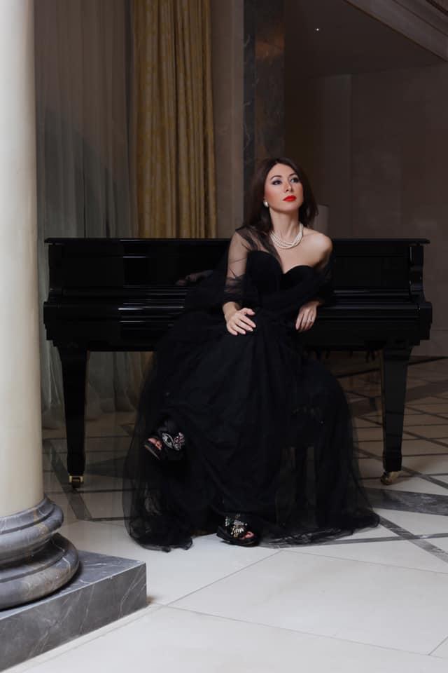 Нармина Мамедзаде удостоена медали за вклад в русскую литературу (ФОТО)