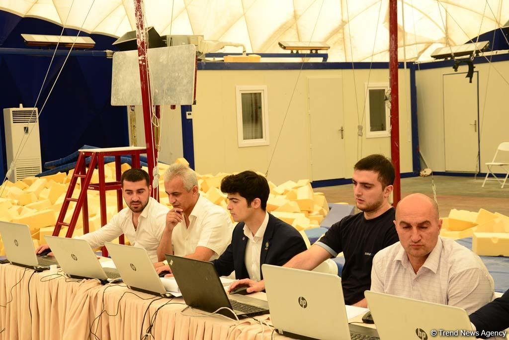 В Баку стартовали соревнования по спортивной и акробатической гимнастике (ФОТО)