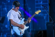 Три жарких вечера с Мири Юсифом - он встал на колени и попросил стать его женой (ВИДЕО, ФОТО)