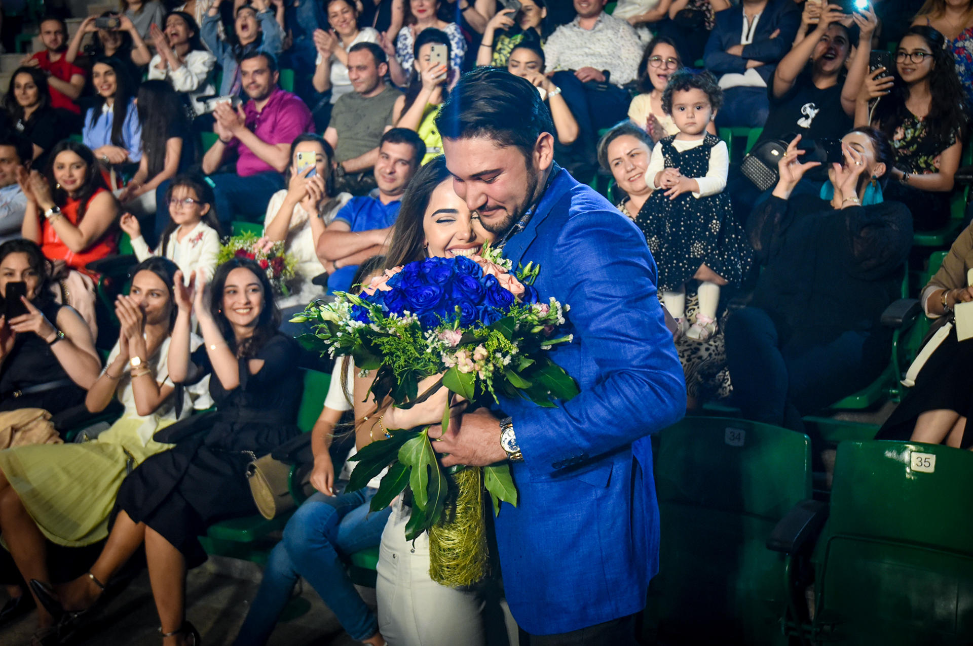 Три жарких вечера с Мири Юсифом - он встал на колени и попросил стать его женой (ВИДЕО, ФОТО)