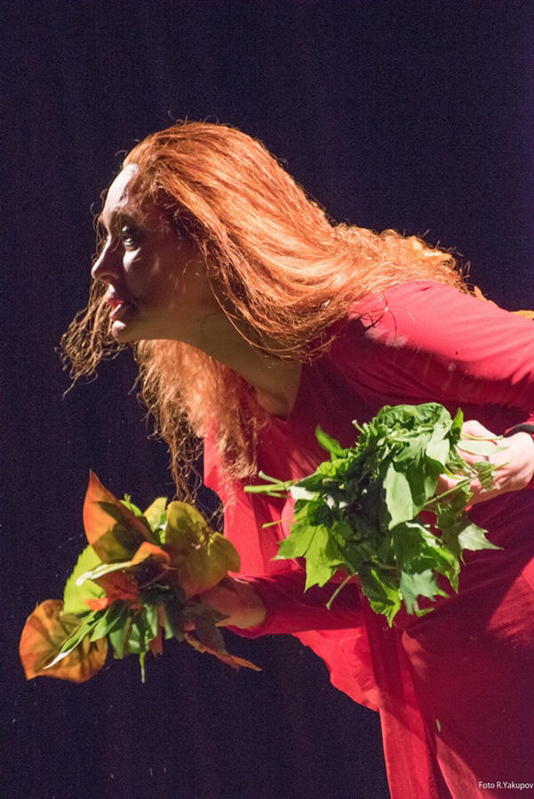 Диплом за "убийство" - чем отличились азербайджанские актеры в Казани (ФОТО)