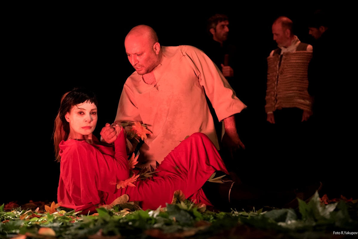 Диплом за "убийство" - чем отличились азербайджанские актеры в Казани (ФОТО)