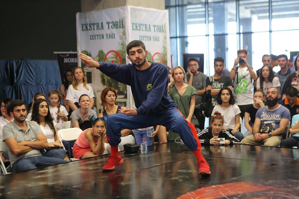 В Баку определены победители Международного турнира по брейку-дансу и хип-хопу (ФОТО)