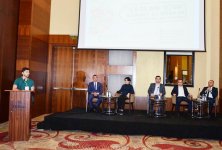 Волонтеры здорового питания провели первый форум в Баку (ФОТО)