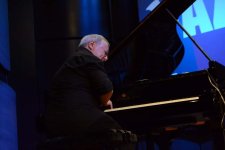 Дни джаза в Баку открыл удивительный француз Трюффаз -  танцы зрителей (ВИДЕО, ФОТО)