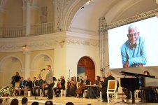 80-летие Вагифа Самедоглу отметили строками прекрасных произведений (ФОТО)