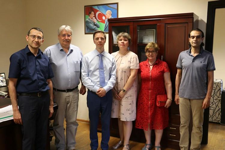 "Золотая скрипка" России Анар Юсифов прибыл в Баку (ФОТО)