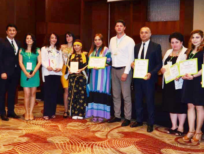 Волонтеры здорового питания провели первый форум в Баку (ФОТО)