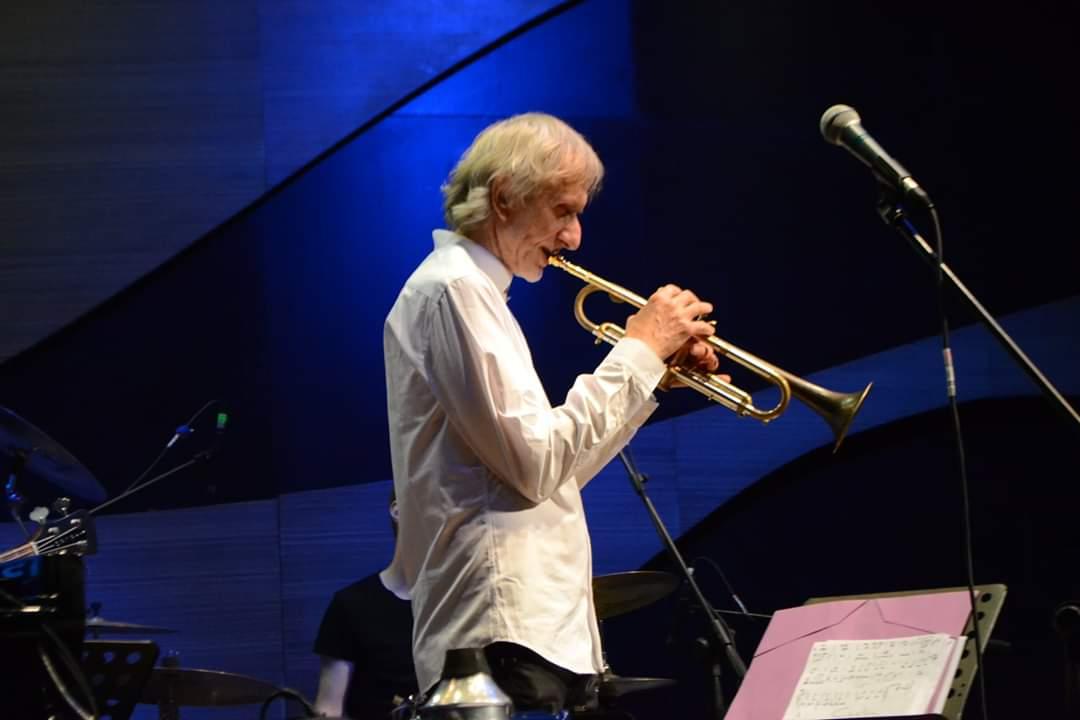 Дни джаза в Баку открыл удивительный француз Трюффаз -  танцы зрителей (ВИДЕО, ФОТО)