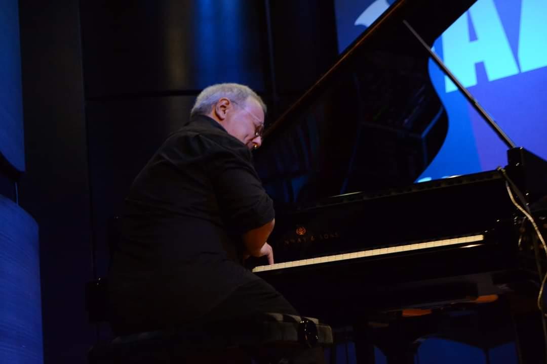 Дни джаза в Баку открыл удивительный француз Трюффаз -  танцы зрителей (ВИДЕО, ФОТО)