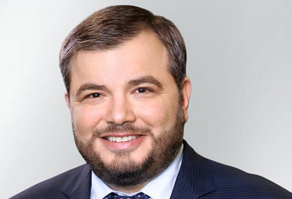 Тимур Вайнштейн примет участие в выборе победителя питчинга сериальных проектов фестиваля "Кинотавр"