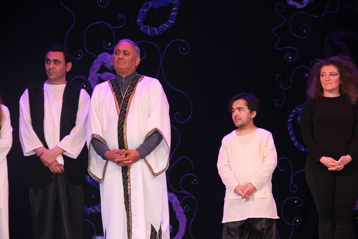 "Год Насими – язык Насими" в Дербенте (ФОТО)