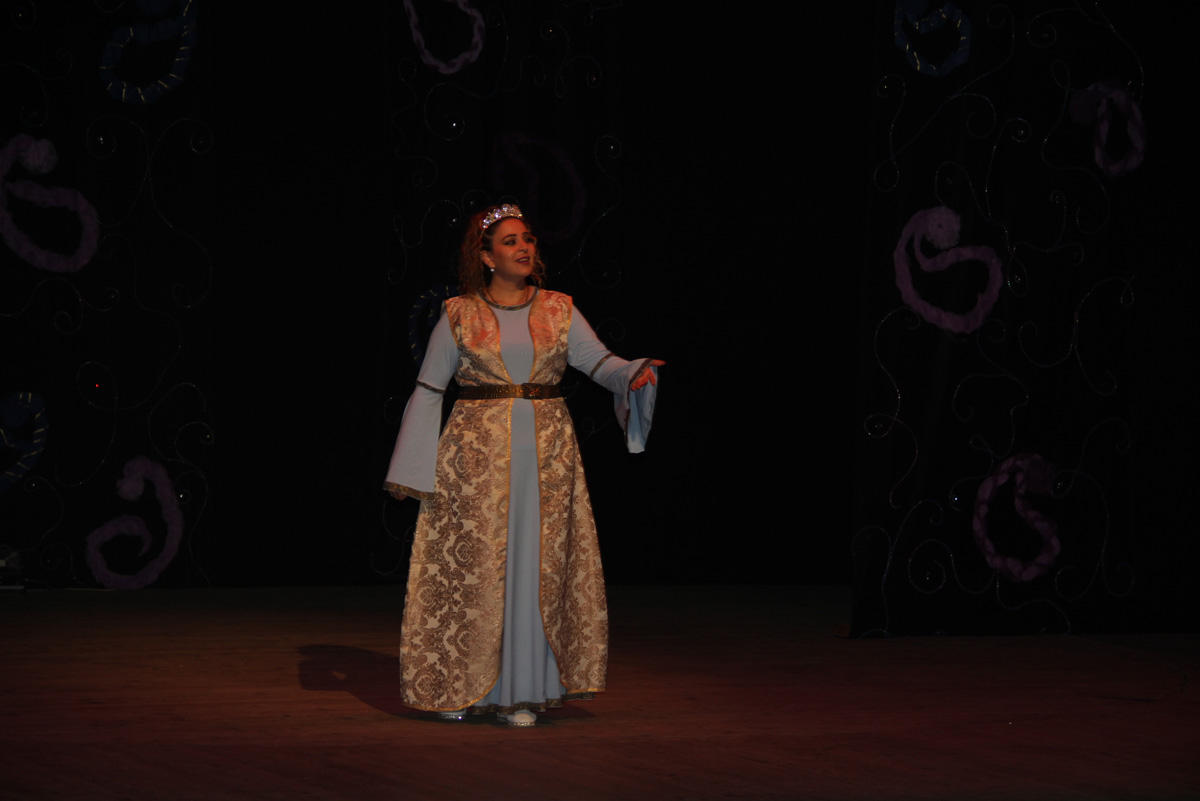 "Год Насими – язык Насими" в Дербенте (ФОТО)