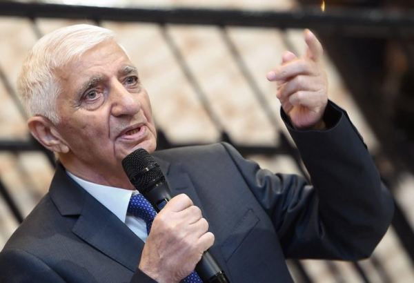 Фикрет Годжа будет похоронен сегодня в Первой Аллее почетного захоронения в Баку