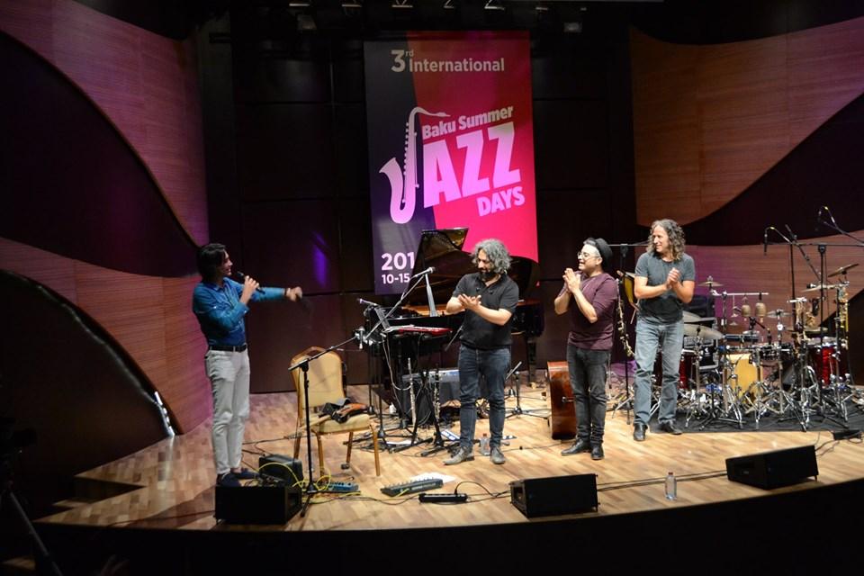 Летний джаз-фестиваль в Баку, или как Адам Бен Эзра "разобрал и собрал" контрабас (ВИДЕО,ФОТО)