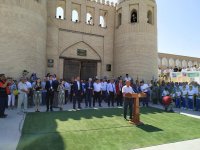 Удивительные богатыри в древней Хиве! Как азербайджанец тянул локомотив и перетаскивал якорь (ФОТО)