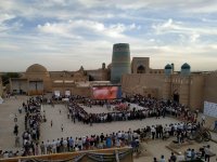 Удивительные богатыри в древней Хиве! Как азербайджанец тянул локомотив и перетаскивал якорь (ФОТО)