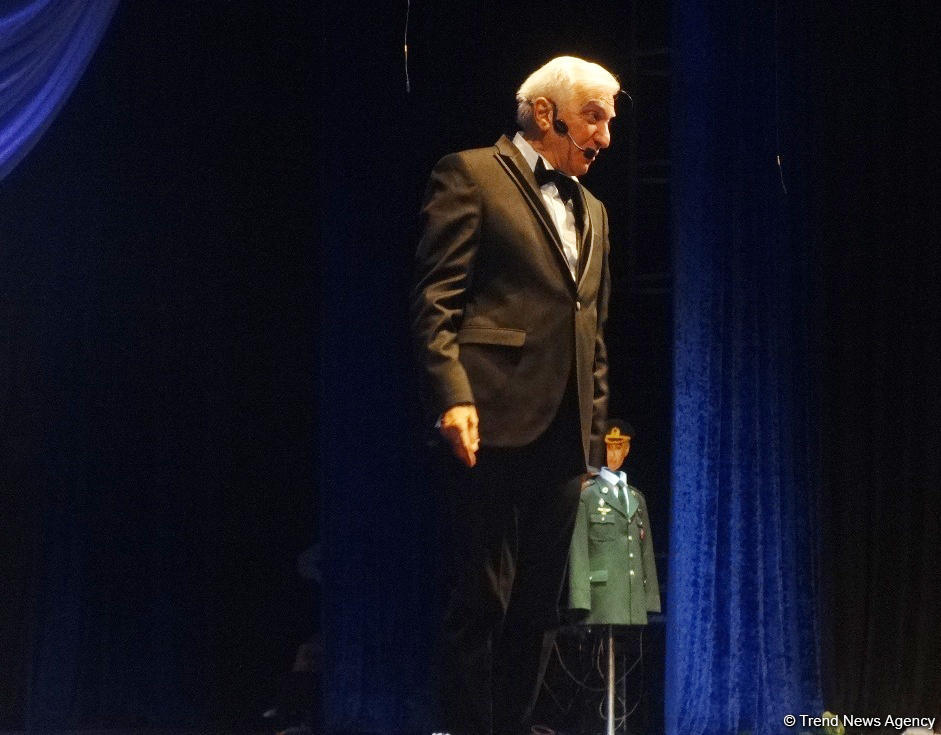 Вечно молодого Ильхама Намига Камала "зарядили" еще на сто лет! (ФОТО)