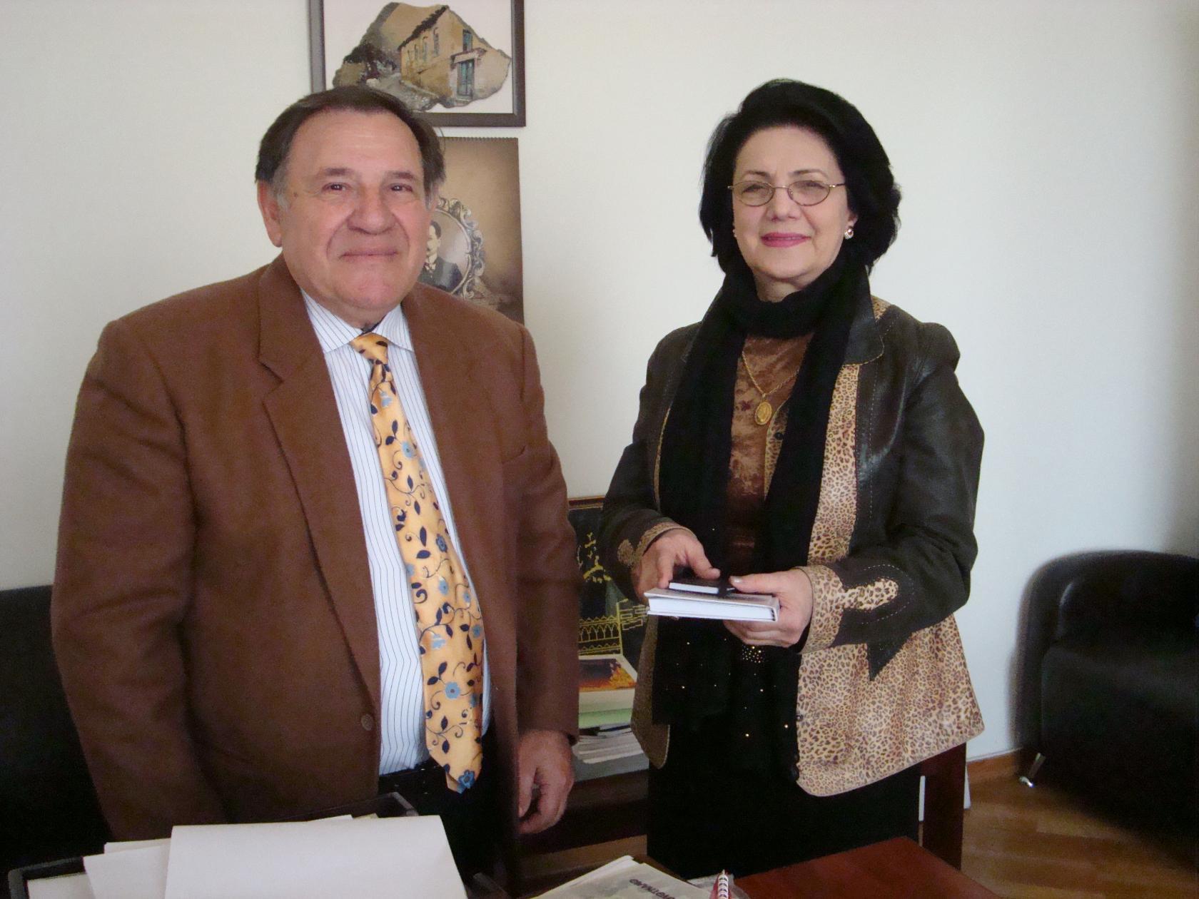 Азербайджанский писатель стал номинантом премии Императорского дома Романовых (ФОТО)