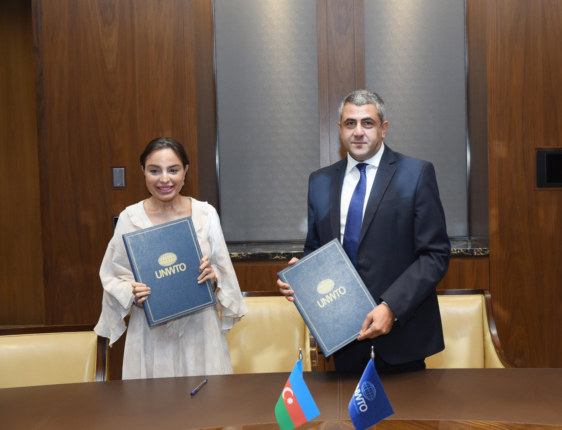 Между IDEA и Всемирной туристской организацией подписан Меморандум о взаимопонимании (ФОТО)