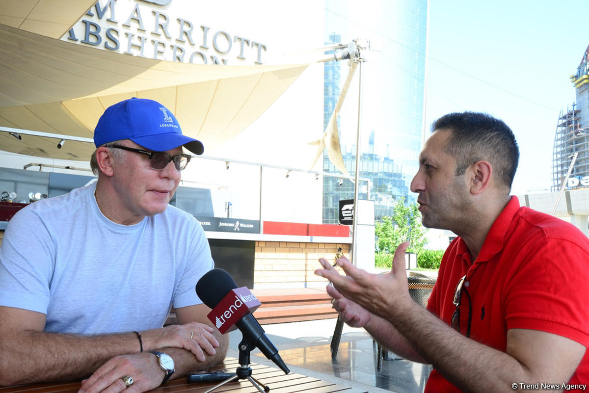 Вячеслав Фетисов: Всем говорю, что обязательно поезжайте в Баку – там очень красиво! (ЭКСКЛЮЗИВ, ФОТО)