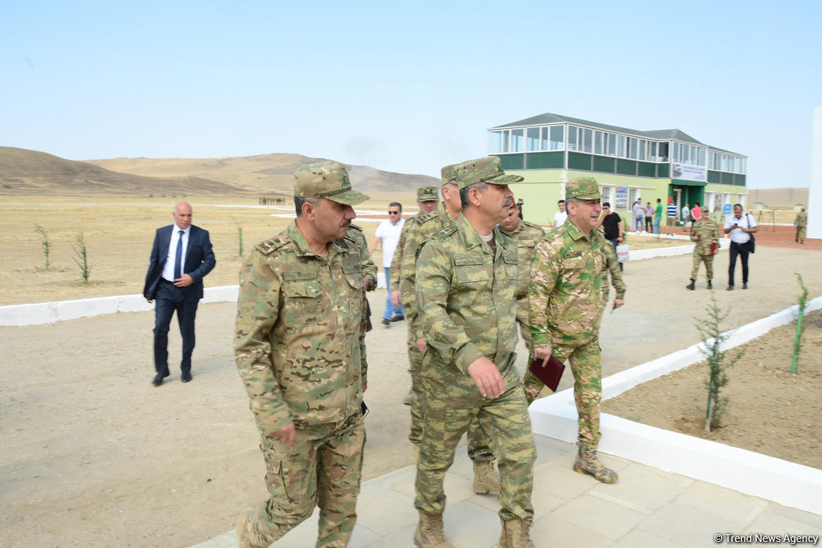 Руководство минобороны Азербайджана приняло участие в открытии нового образовательного центра (ФОТО)