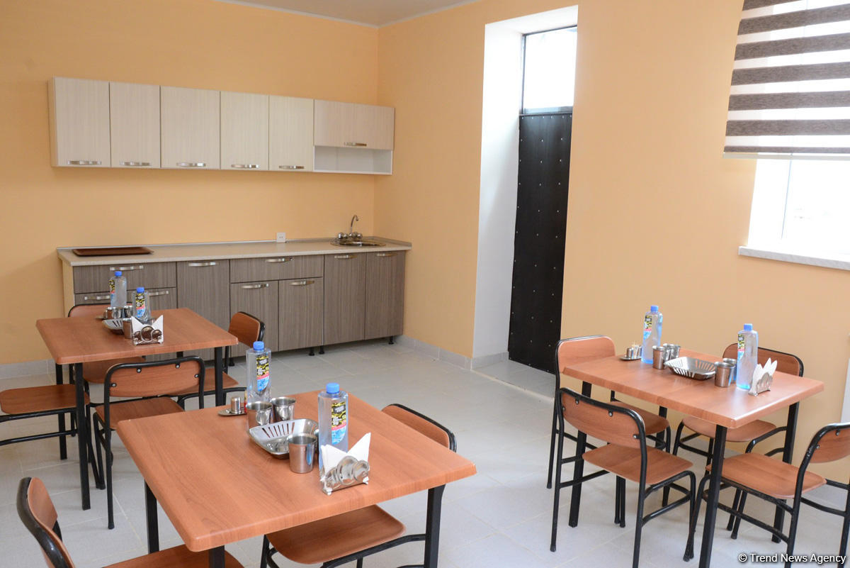 Руководство минобороны Азербайджана приняло участие в открытии нового образовательного центра (ФОТО)