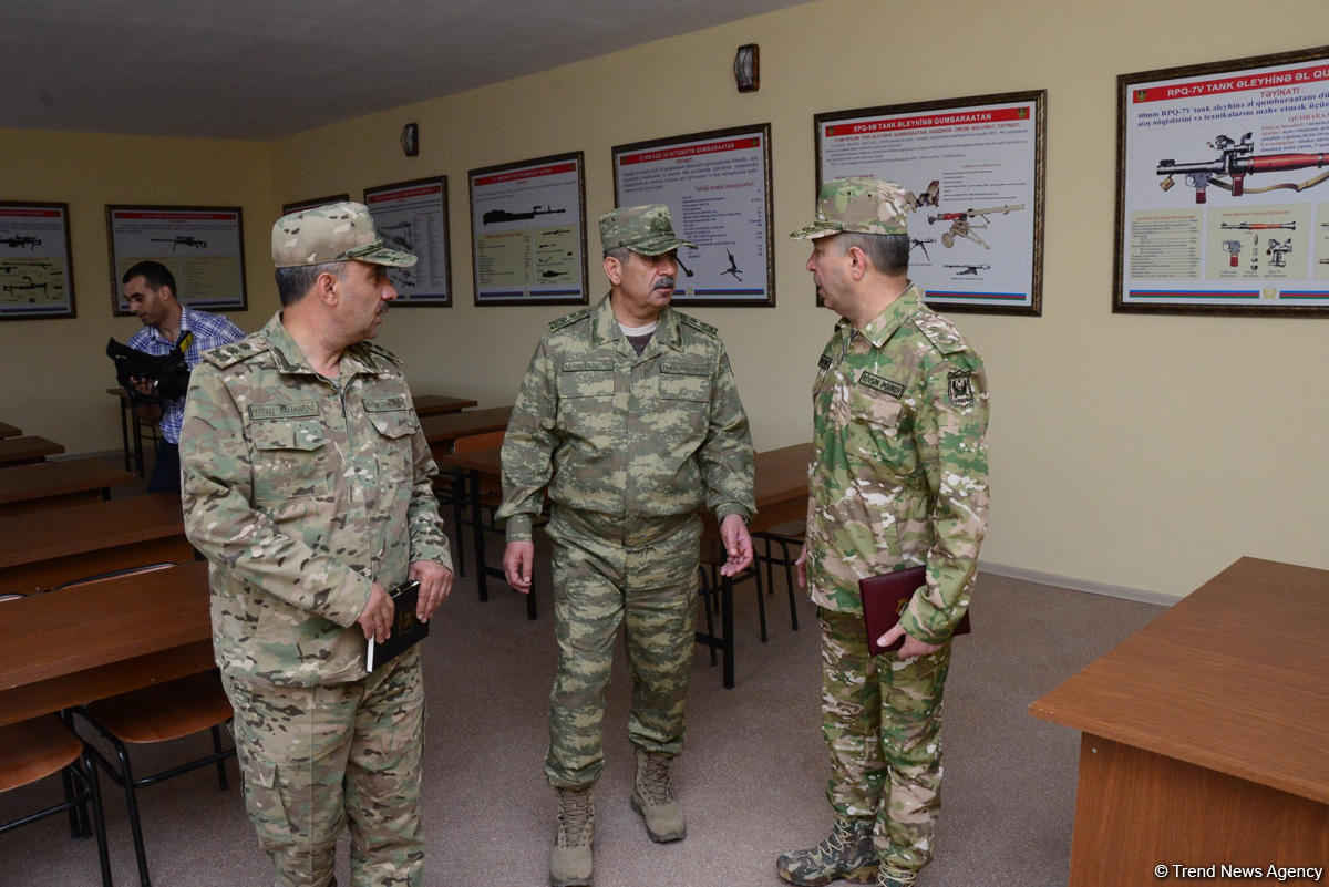 Руководство минобороны Азербайджана приняло участие в открытии нового образовательного центра (ФОТО)