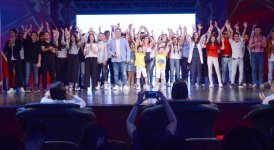 Самый веселый летний уик-энд в Баку – открытие Азербайджанской Лиги Смеха (ФОТО)