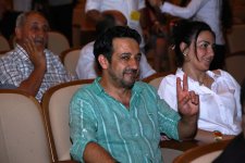 Самый веселый летний уик-энд в Баку – открытие Азербайджанской Лиги Смеха (ФОТО)